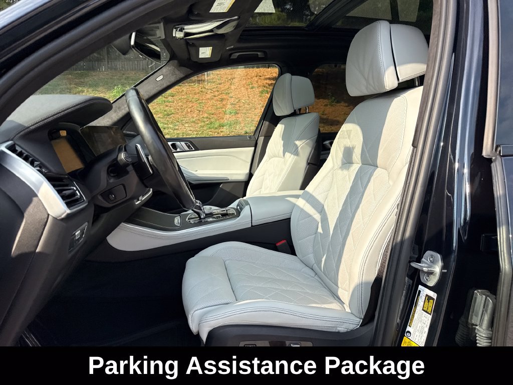 Used 2023 BMW X5 xDrive45e w/ Executive Package AWD/4WD image 12