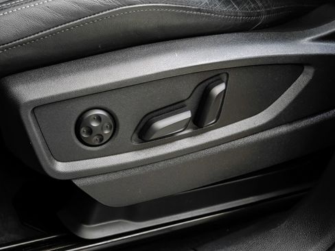 Used 2023 Audi Q5 2.0T Premium Plus w/ Premium Plus Package image 36