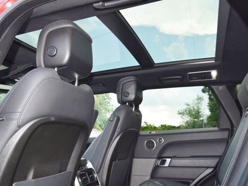 Used 2019 Land Rover Range Rover Sport HSE AWD/4WD image 35