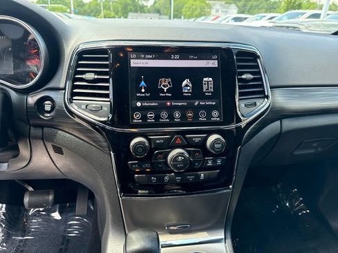 Used 2020 Jeep Grand Cherokee Altitude AWD/4WD image 14