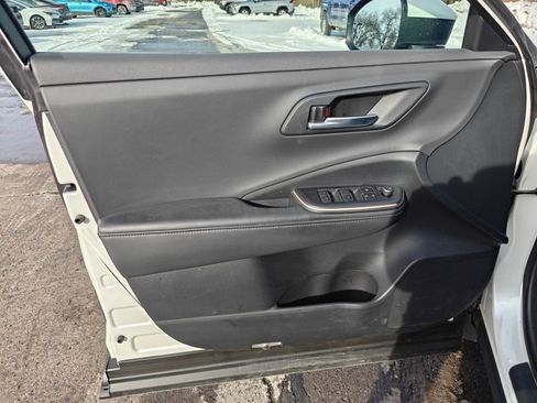 Used 2023 Toyota Crown XLE image 14