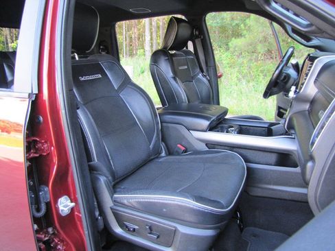 Used 2021 RAM 2500 Laramie AWD/4WD image 24