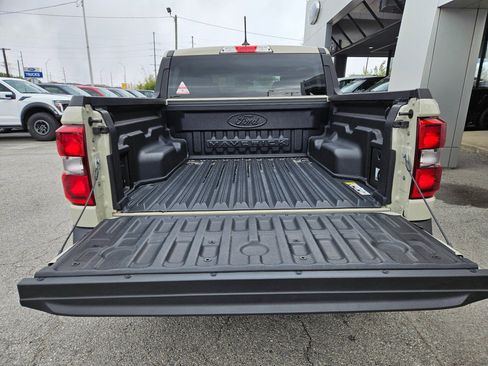 Used 2024 Ford Maverick XLT w/ XLT Luxury Package image 11