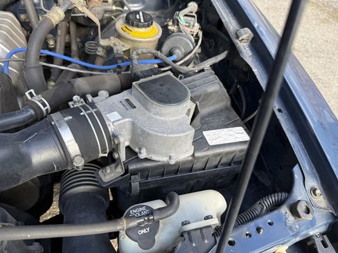 Used 1989 Toyota Pickup Deluxe image 54