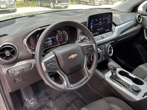 Used 2026 Chevrolet Blazer LT FWD image 35