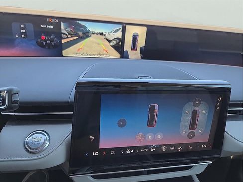 New 2026 Lincoln Nautilus Premier image 19