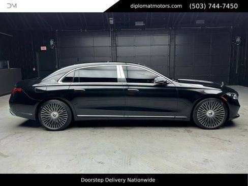 Used 2024 Mercedes-Benz Maybach S 580 4MATIC image 8