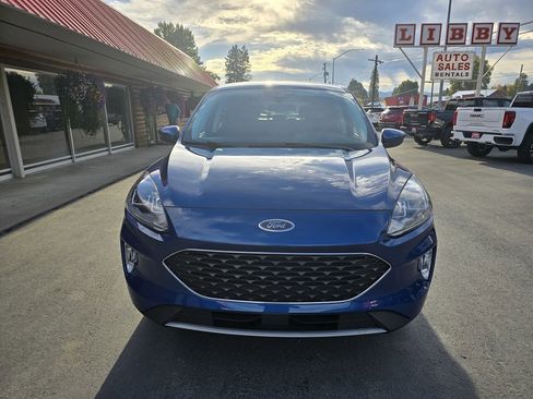 Used 2022 Ford Escape SEL image 2