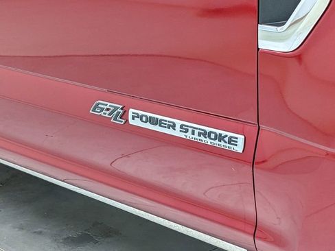 Used 2019 Ford F250 Lariat w/ Lariat Ultimate Package AWD/4WD image 43