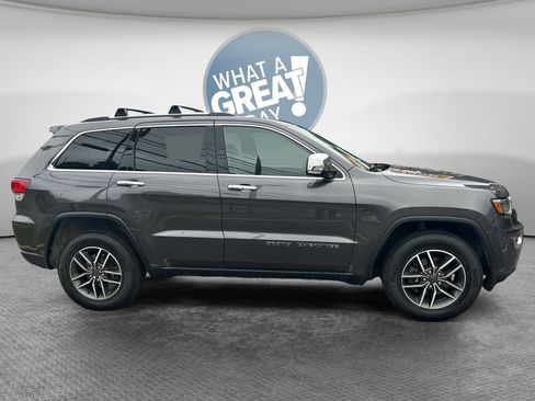 Certified 2020 Jeep Grand Cherokee Limited w/ Premium Lighting Group AWD/4WD image 2