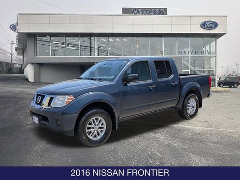 Used 2016 Nissan Frontier SV w/ SV Value Truck Package AWD/4WD image 3