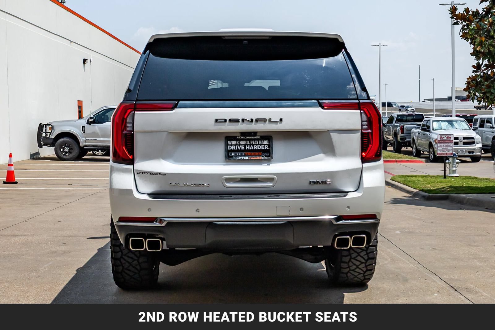 Used 2025 GMC Yukon Denali Ultimate AWD/4WD image 8