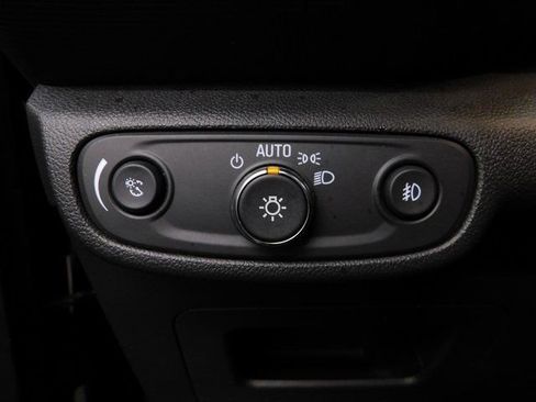 Used 2023 Chevrolet TrailBlazer RS w/ Convenience Package image 41