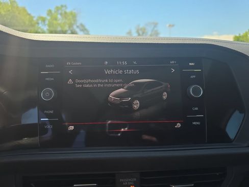 Used 2024 Volkswagen Jetta SEL FWD image 18