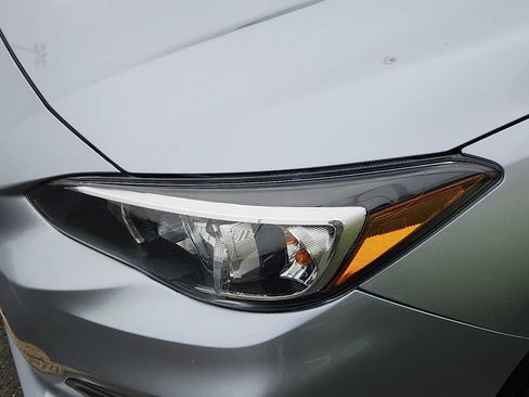 Used 2019 Subaru Impreza 2.0i Premium w/ Eyesight & BSD/Rcta & SRF AWD/4WD image 10