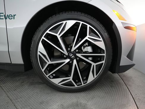 Used 2024 Hyundai Ioniq 6 Limited RWD image 20