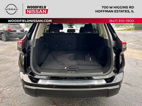 Certified 2026 Nissan Rogue SV AWD/4WD image 14