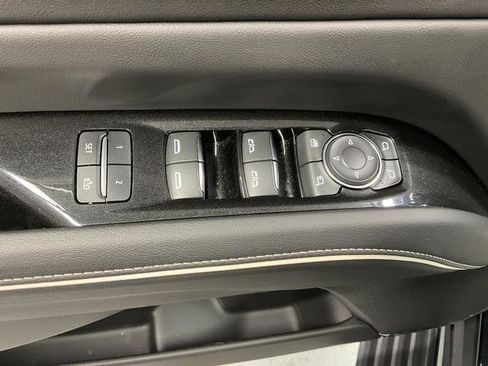 Used 2023 Cadillac Escalade Sport w/ LPO, ONYX Package image 10