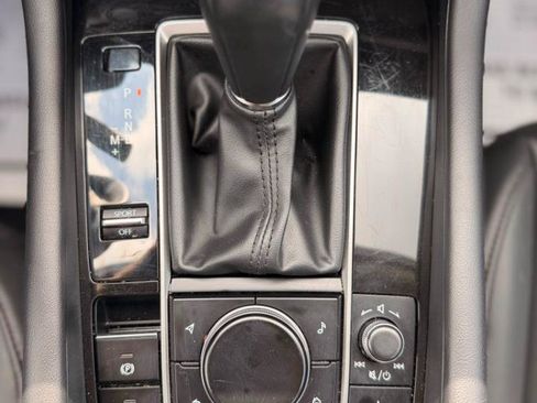 Used 2025 MAZDA MAZDA3 s FWD image 18