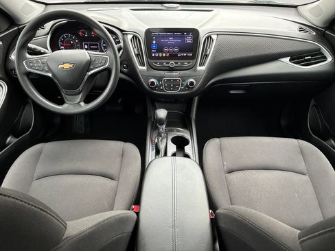 Used 2024 Chevrolet Malibu LT FWD image 10
