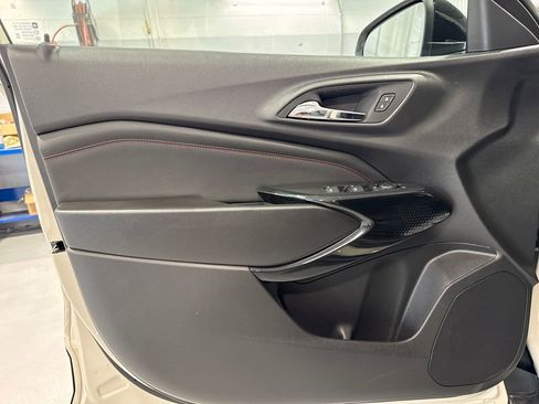 New 2026 Chevrolet Trax RS FWD image 31