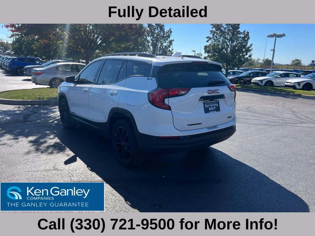 Used 2021 GMC Terrain SLT w/ Infotainment Package II AWD/4WD image 7