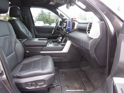 Certified 2024 Toyota Sequoia Platinum image 21