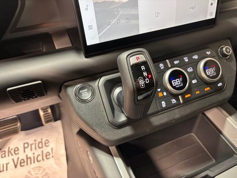 New 2025 Land Rover Defender 130 V8 image 15