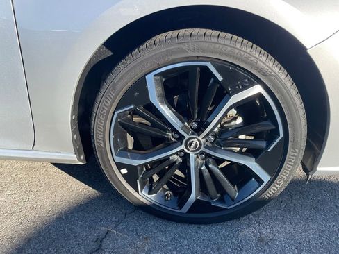 Used 2024 Nissan Altima 2.5 SR image 33