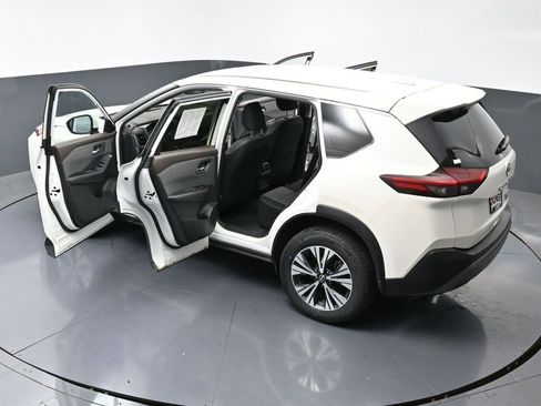 Used 2023 Nissan Rogue SV image 68