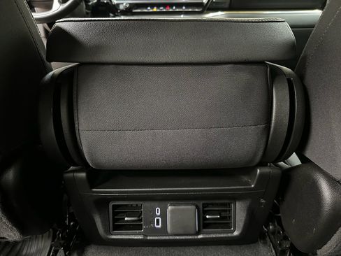 Certified 2025 Chevrolet Silverado 1500 LT w/ Z71 Off-Road Package image 36