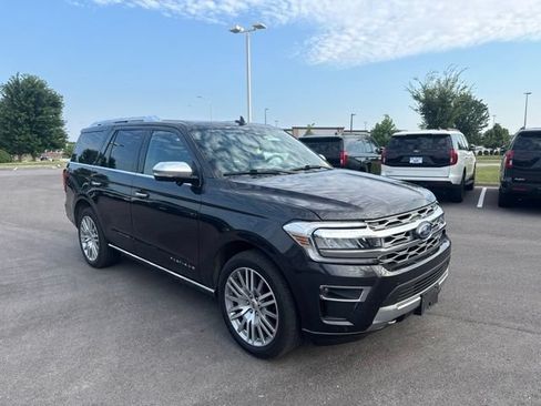 Used 2023 Ford Expedition Platinum AWD/4WD image 1