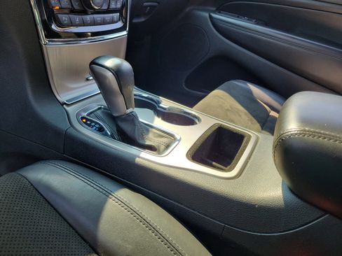 Used 2021 Jeep Grand Cherokee Laredo X image 29