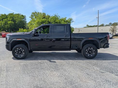 New 2026 GMC Sierra 2500 AT4X w/ LPO, Black Badging Package AWD/4WD image 5