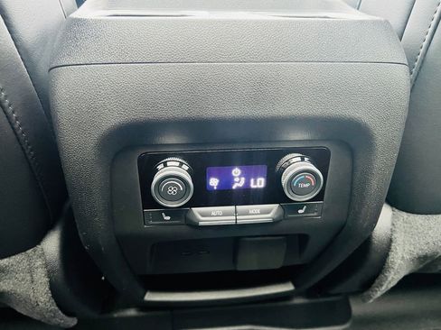 Used 2025 Buick Enclave Avenir w/ Super Cruise Package image 49