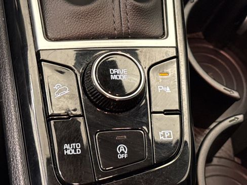 Used 2024 Kia Sportage EX FWD image 28