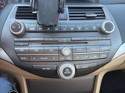 Used 2012 Honda Accord LX image 10