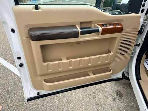 Used 2015 Ford F250 King Ranch w/ FX4 Off-Road Package image 17