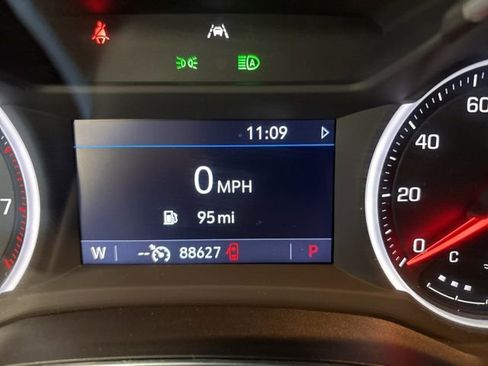 Used 2021 Chevrolet TrailBlazer ACTIV w/ Sun and Liftgate Package image 29