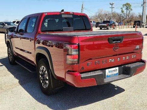 Used 2024 Nissan Frontier PRO-4X w/ Technology Package AWD/4WD image 3
