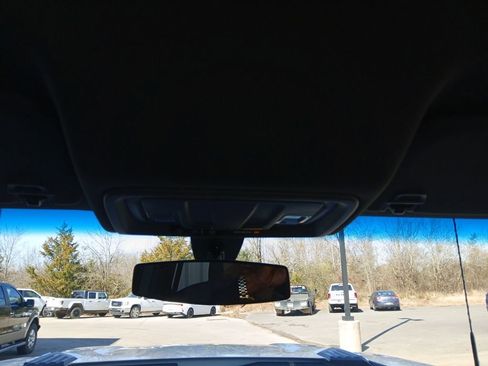 Used 2023 Chevrolet Silverado 2500 LT w/ Convenience Package image 22