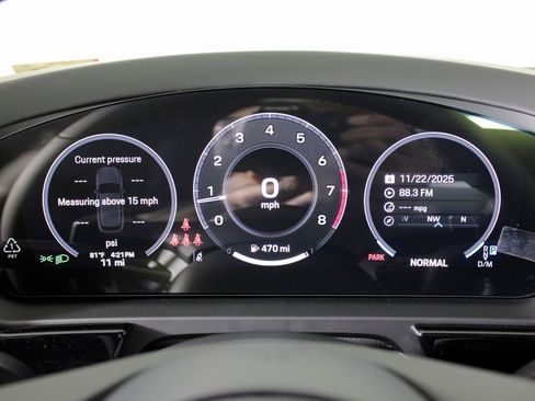 New 2026 Porsche Cayenne image 23