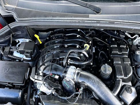 Used 2022 Dodge Durango GT RWD image 33