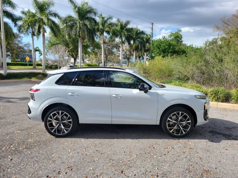 New 2026 Audi Q3 quattro 2.0T image 3