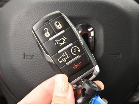 Used 2022 RAM 1500 Limited w/ Body-Colour Bumper Group AWD/4WD image 37