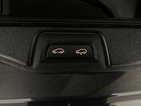 Used 2021 BMW X5 xDrive40i w/ M Sport Package AWD/4WD image 6