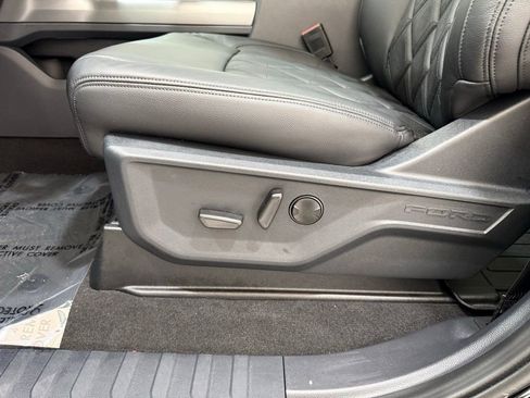 New 2026 Ford F250 Lariat w/ Black Appearance Package image 12