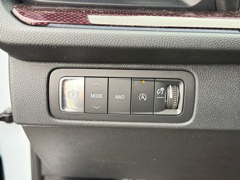 New 2026 Chevrolet Traverse Z71 w/ Driver Confidence Package AWD/4WD image 20