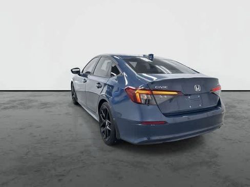 Used 2025 Honda Civic Sport image 2