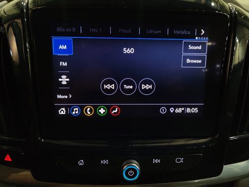 Used 2020 Chevrolet Traverse LT AWD/4WD image 25